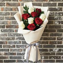 Букет цветов из:  Розы #REPLACE_PRED# Сузуне