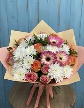 Букет цветов из:  Розы, Герберы и Хризантемы в Сузуне