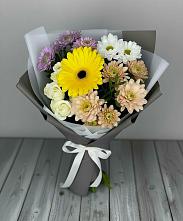 Букет цветов из:  Розы, Герберы и Хризантемы в Сузуне