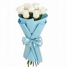 Букет 7 белых роз Проуд в Сузуне