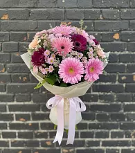 Букет цветов из:  Герберы и Хризантемы в Сузуне