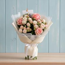 Букет цветов из:  Розы #REPLACE_PRED# Сузуне