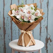 Букет цветов из:  Орхидеи и Розы в Сузуне